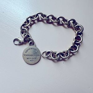 Tiffany chain bracelet with charm